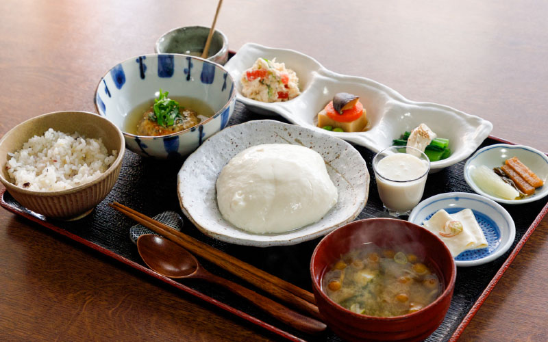 お豆ふ処 うめだ屋