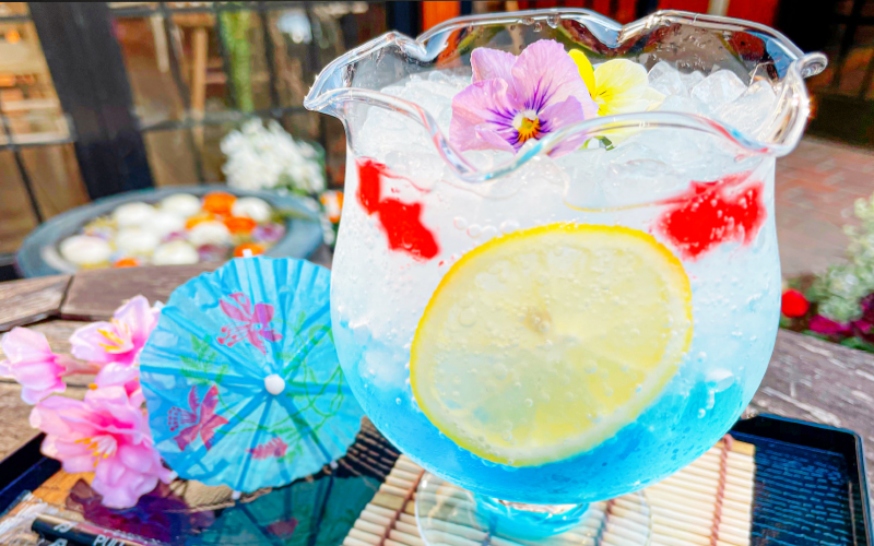 Café & Bar 金魚亭